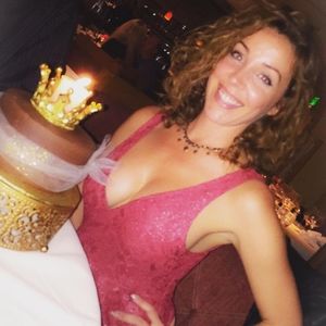 Meet your Posher, Niki